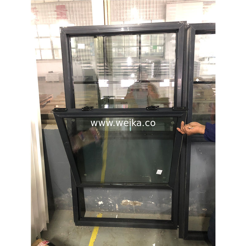 Ventana deslizante vertical única de UPVC con buena reputación en el mercado Blanco o personalizado