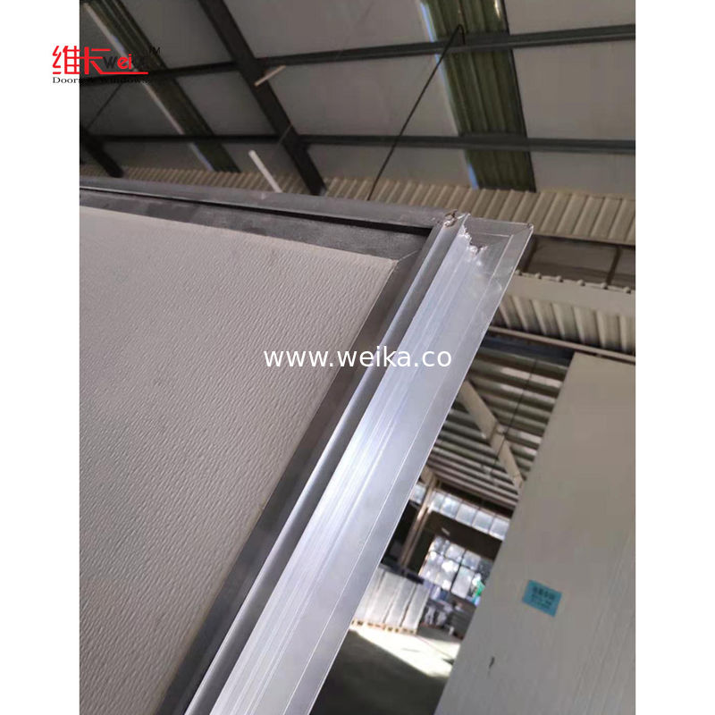 WPC Interior UPVC Puerta lateral Puertas de PVC ya hechas para casas