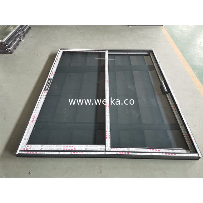 Vidrio templado Puertas correderas de patio modernas Grill de aluminio Puertas y ventanas correderas