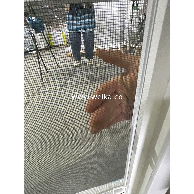Redes de pantalla de fibra de vidrio UPVC ventana corredera y puerta diseño integrado del material del ventilador interno