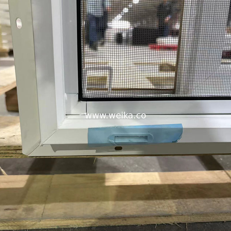 Ventanas correderas de PVC de fabricación personalizada de madera con textura interior + pantalla blanca exterior