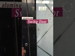 Puerta de aluminio con marco negro de vidrio congelado con casilla de cristal de swing único